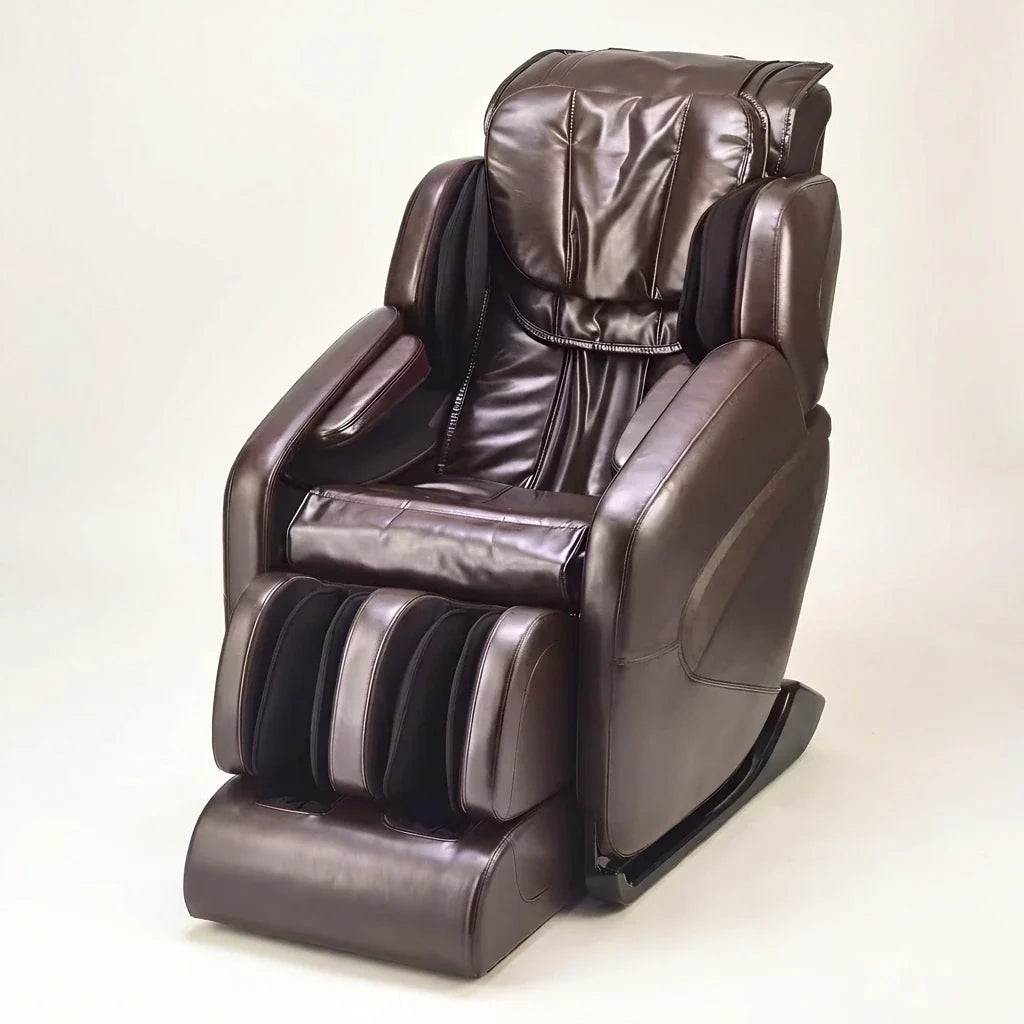 Massage Chair Built for Full-Body Recovery, SL Track System, Zero Gravity, Triple Heat Zones, 9 Programs — Studio Shot